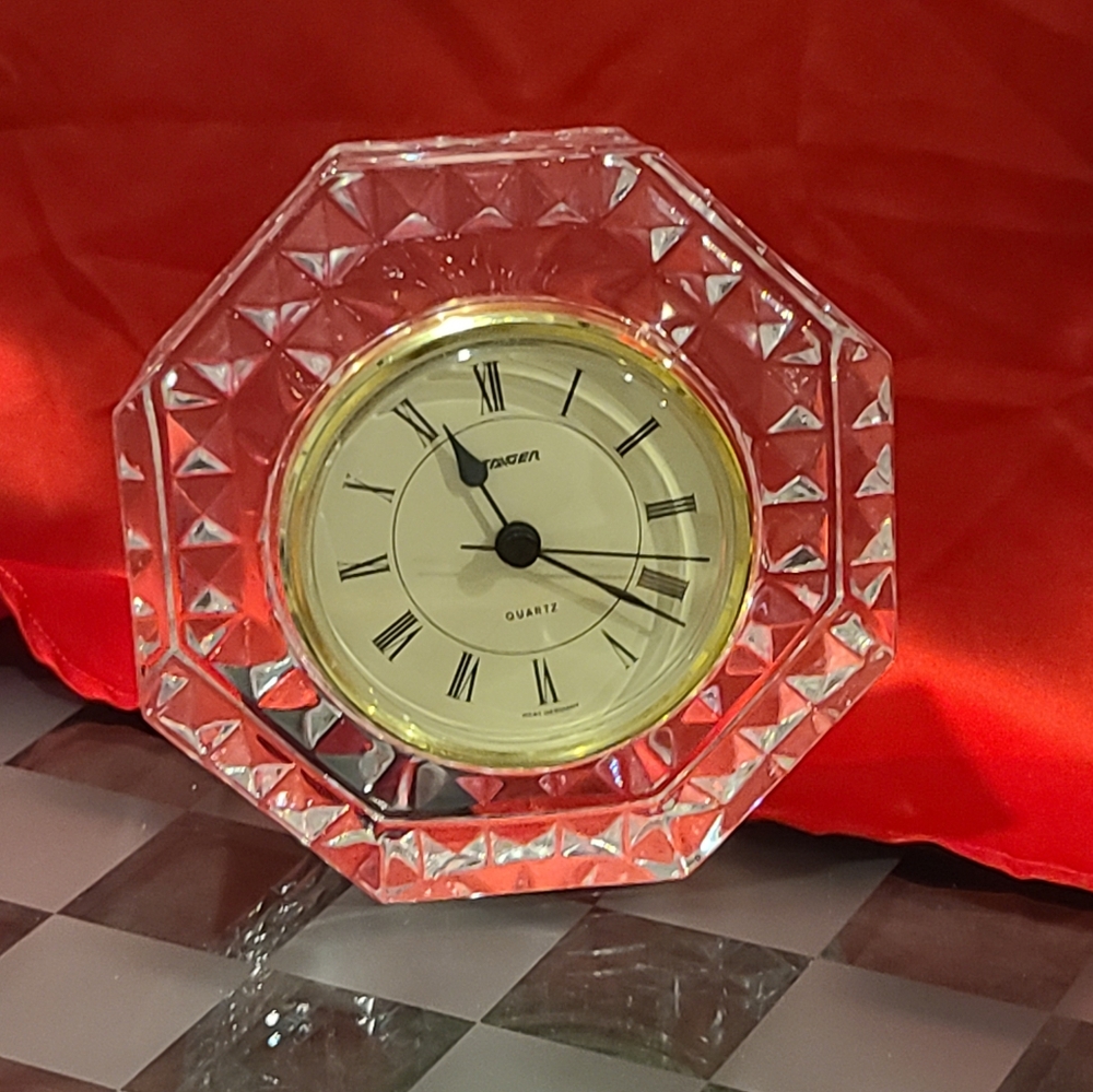 Crystal Clock for sale Battery not included